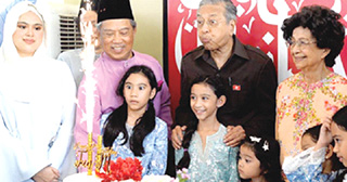 Mahathir shares blame in M'sian media's 1MDB letdown: Editor
